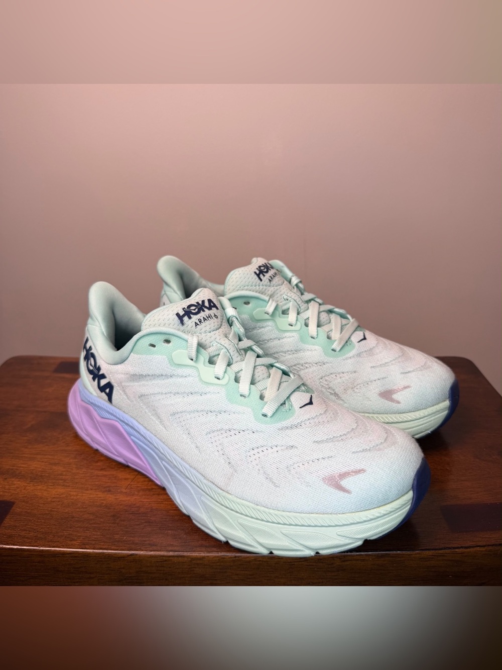 HOKA Arahi 6 Wide Womens 7D Sunlit Ocean Lilac Mist Running Shoes 1123197